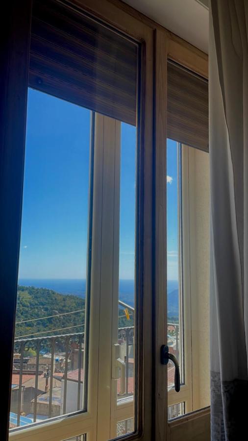 B&B Aria Ona Villagrande Strisaili Екстер'єр фото