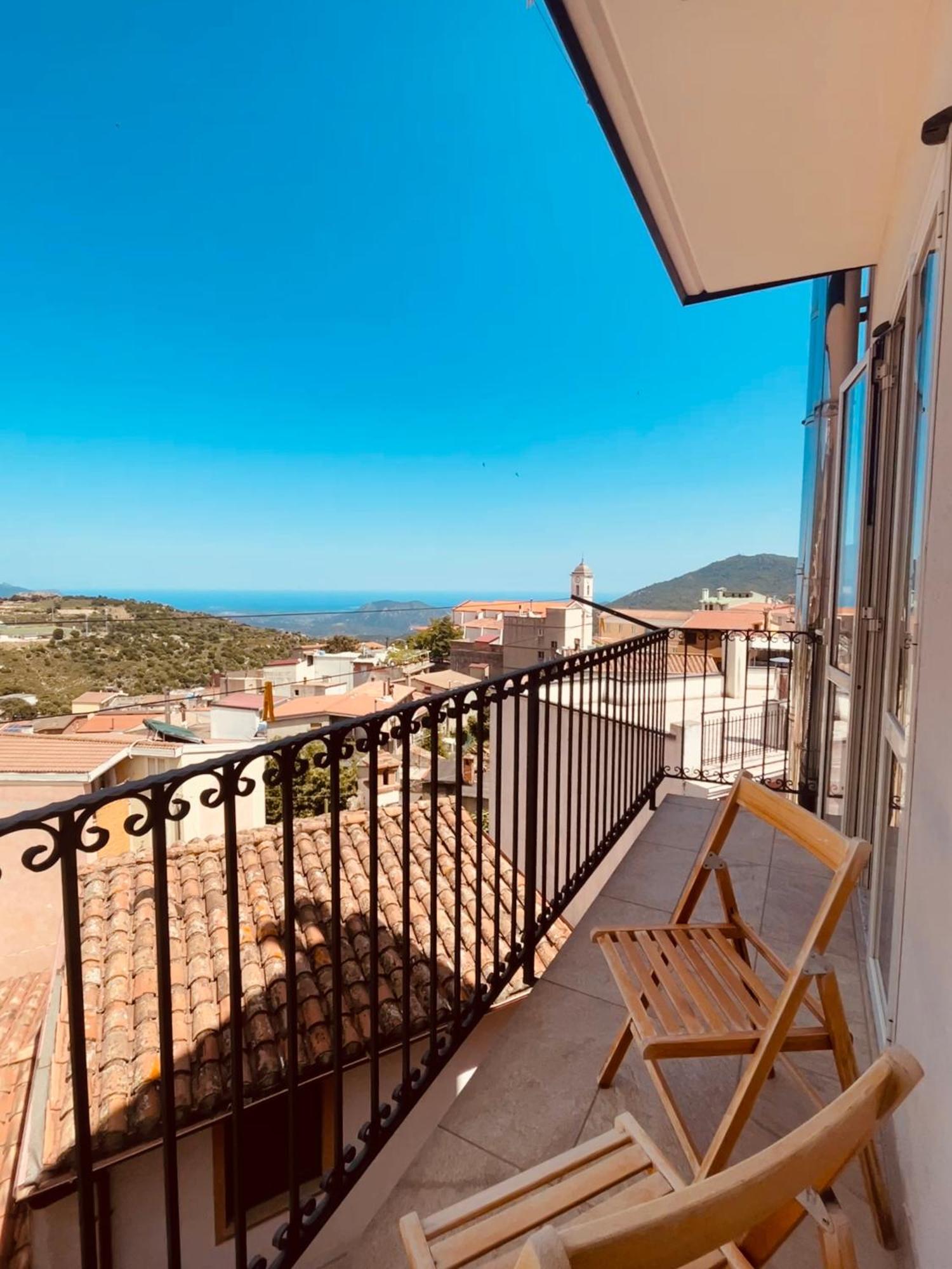 B&B Aria Ona Villagrande Strisaili Екстер'єр фото