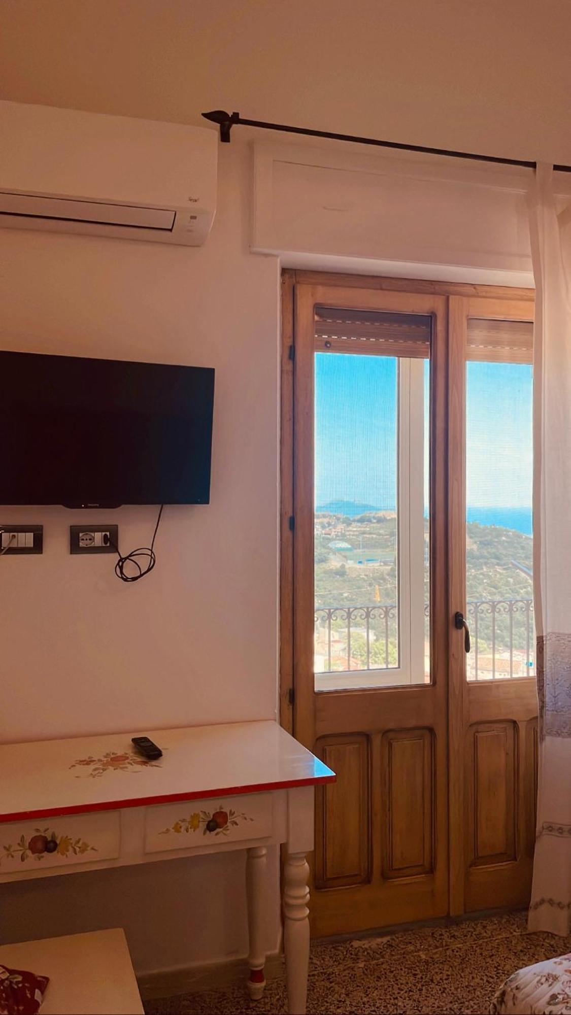 B&B Aria Ona Villagrande Strisaili Екстер'єр фото