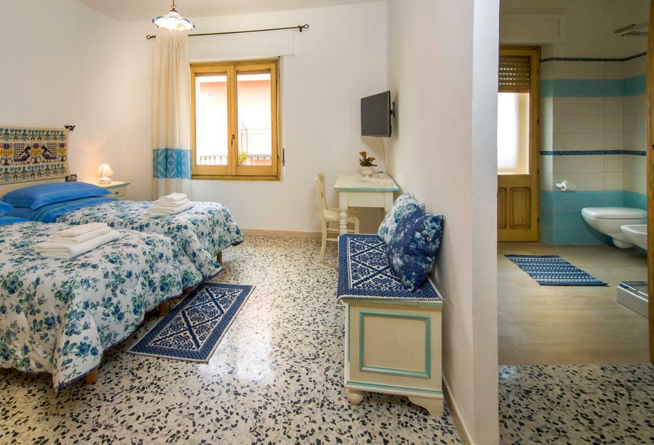 B&B Aria Ona Villagrande Strisaili Екстер'єр фото