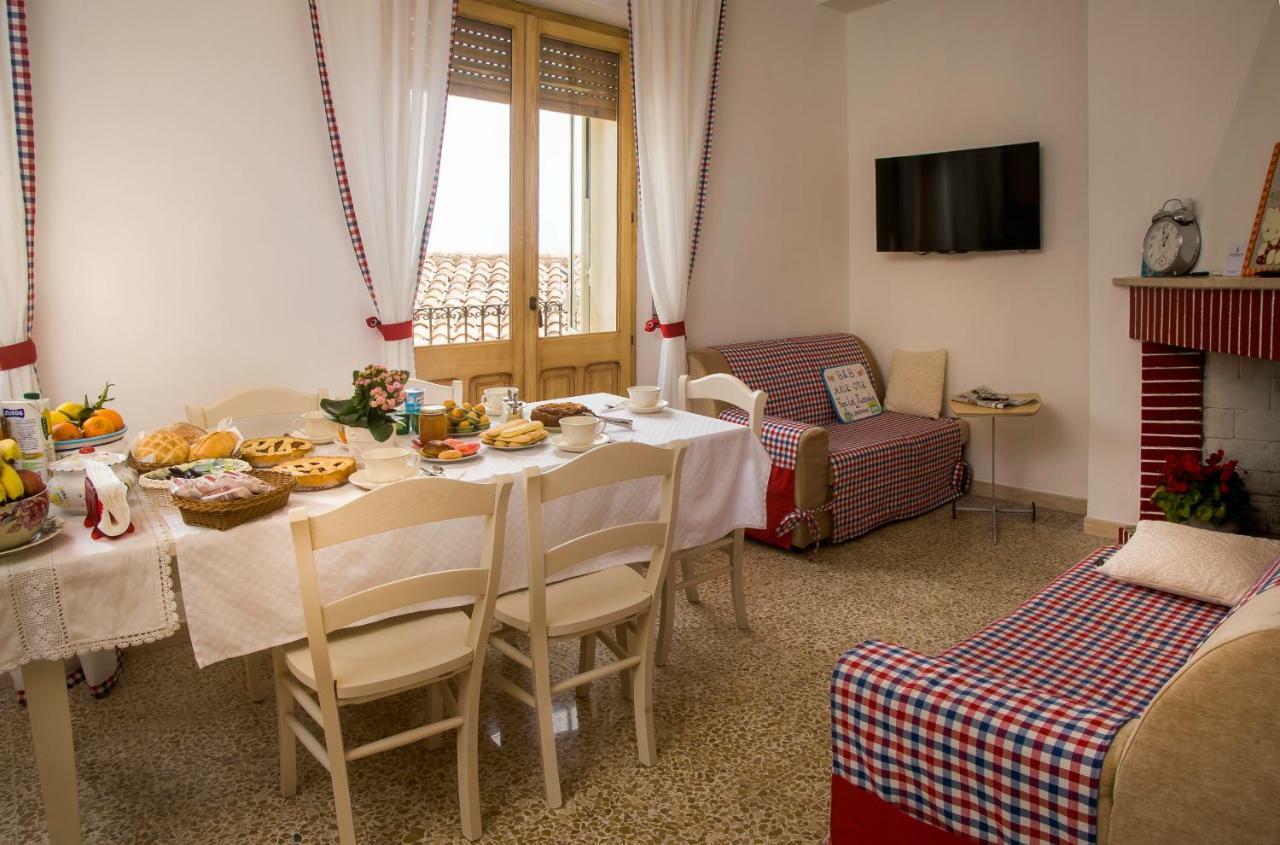 B&B Aria Ona Villagrande Strisaili Екстер'єр фото