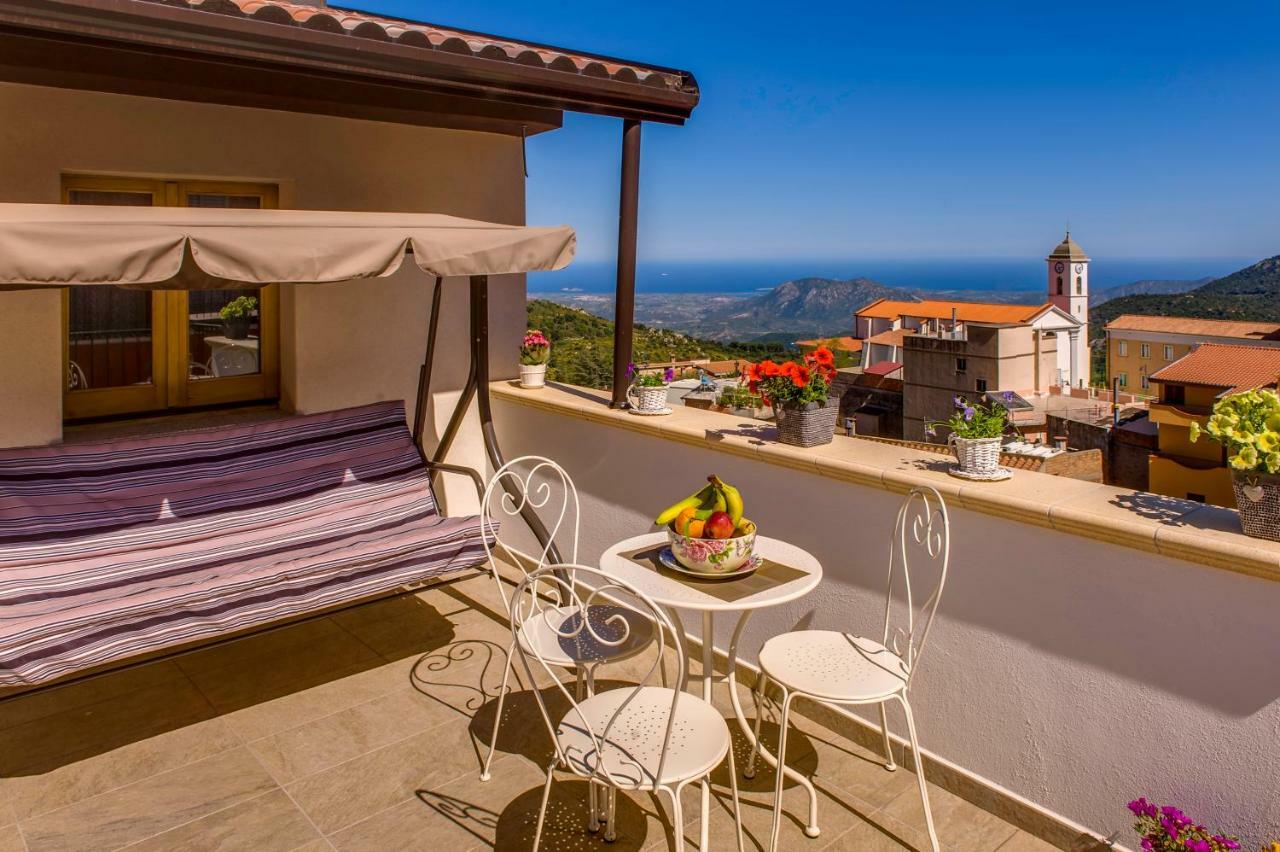 B&B Aria Ona Villagrande Strisaili Екстер'єр фото