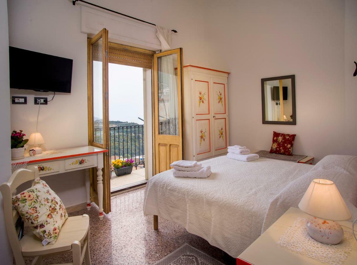 B&B Aria Ona Villagrande Strisaili Екстер'єр фото