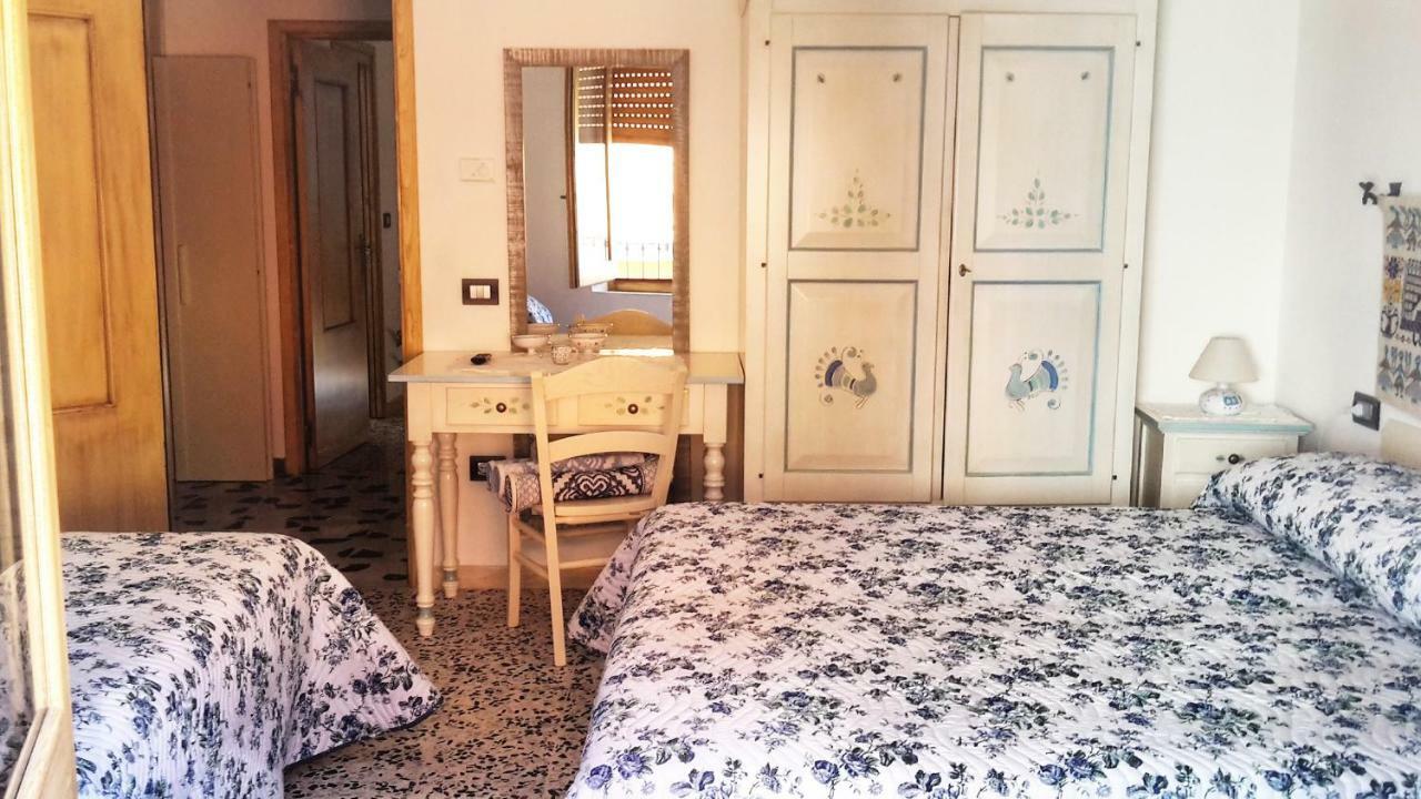 B&B Aria Ona Villagrande Strisaili Екстер'єр фото