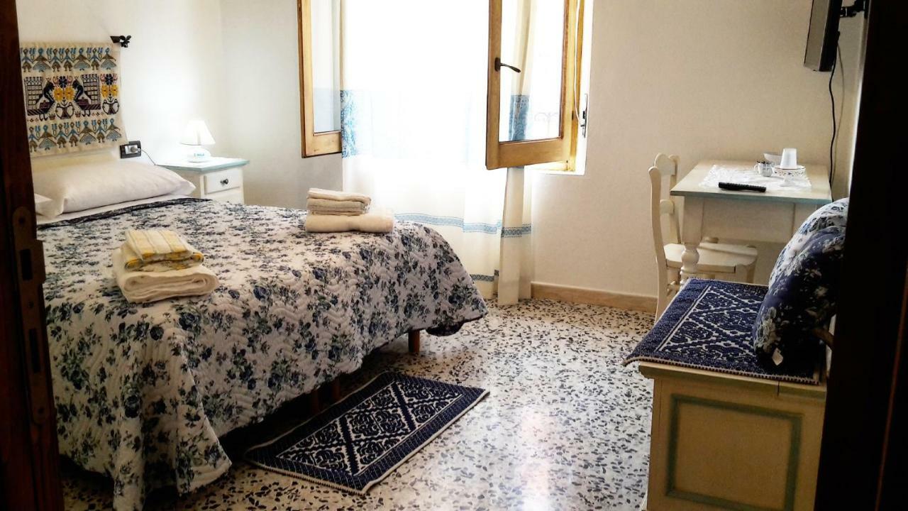 B&B Aria Ona Villagrande Strisaili Екстер'єр фото