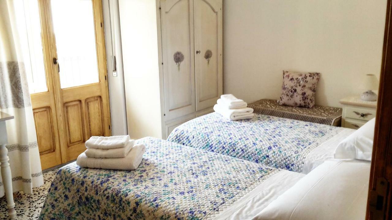 B&B Aria Ona Villagrande Strisaili Екстер'єр фото